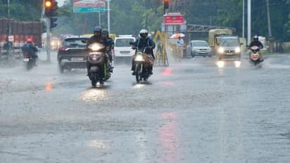தூத்துக்குடியில் கனமழை எச்சரிக்கை.. தாழ்வான பகுதியில் இருக்கும் மக்களே கவனம் தேவை - ஆட்சியர் வெளியிட்ட தகவல்!
