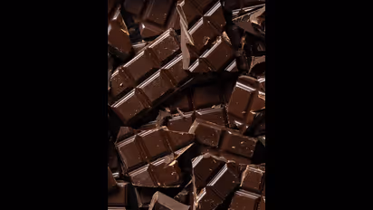 ഡാർക്ക് ചോക്ലേറ്റ് ഉയർന്ന രക്തസമ്മർദ്ദം നിയന്ത്രിക്കാൻ സഹായിക്കുമോ?