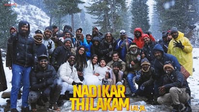 ടൊവിനോ ചിത്രം 'നടികർ തിലകം' ചിത്രീകരണം പൂർത്തിയായി; ഫസ്റ്റ് ലുക്ക്‌  ഉടന്‍