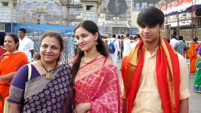 పింక్‌ సిల్క్ శారీలో బుట్టబొమ్మలా శ్రీకాంత్‌ కూతురు.. ఎంత క్యూట్‌గా ఉందో.. అందరి చూపు ఆమెపైనే 