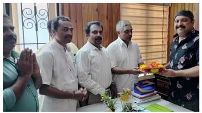 അയോധ്യ രാമക്ഷേത്ര പ്രതിഷ്ഠാ ചടങ്ങിന്  മന്ത്രി ​ഗണേഷിനെ വീട്ടിലെത്തി ക്ഷണിച്ച് ആർഎസ്എസ്