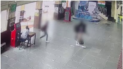 കൊറിയൻ ഗായകസംഘം ബിടിഎസിനെ കാണാൻ വീടുവീട്ടിറങ്ങിയ 3 പെൺകുട്ടികളെ കണ്ടെത്തി