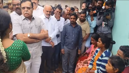 ಕಾಡಾನೆ ದಾಳಿ: ಕುಟುಂಬಸ್ಥರಿಗೆ ಸಚಿವ ರಾಜಣ್ಣ ಸಾಂತ್ವನ, ಭರವಸೆ