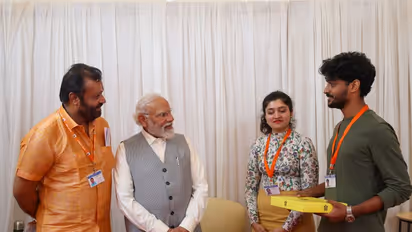 'അവിശ്വസനീയമായ പ്രഭാവലയം' : മോദിയെക്കുറിച്ച് സുരേഷ് ഗോപിയുടെ മകന് മാധവ്.!