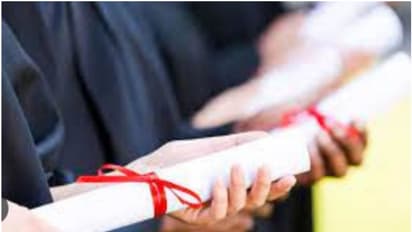 പണം ഗഡുക്കളായി അടക്കാം, ആവശ്യക്കാര്ക്ക് സര്ട്ടിഫിക്കറ്റുകൾ വീട്ടിലെത്തും; വിദ്യാഭ്യാസ സ്ഥാപനത്തിന് പൂട്ട്