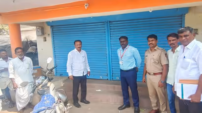 ಕಲಬುರಗಿ: ಆಸ್ಪತ್ರೆಗಳ ಮೇಲೆ ದಾಳಿ, ನಕಲಿ ವೈದ್ಯನ ಬಂಧನ