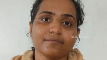 റിസര്‍വ് ബാങ്ക് ഉദ്യോഗസ്ഥയെന്ന് പറഞ്ഞ് വിശ്വസിപ്പിച്ചു; വിവിധ ജില്ലകളിലായി നിരവധി പേരുടെ പണം തട്ടി: അറസ്റ്റ്