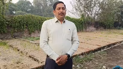 गोबर ने बदल दी इस शख्स की तकदीर, सालाना लाखो रुपये की कमाई