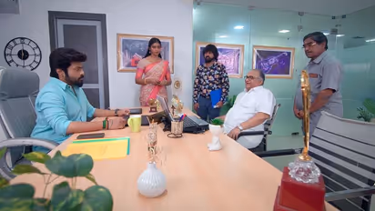 கார்த்திகை தீபம்  சீரியல் : நீ செஞ்சது நம்பிக்கை துரோகம்... பல்லவியை வெறுக்கும் கார்த்தி; அதிர்ச்சியில் தீபா!