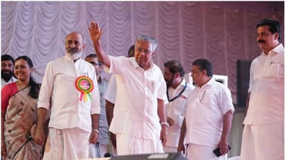 'നവകേരള സദസില് പരാതി, അതിവേഗം ധനസഹായം'; തുക ലഭിച്ചത് പ്രകൃതിക്ഷോഭത്തില് വീട് നഷ്ടമായ കുടുംബത്തിന്