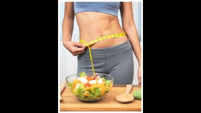   40 దాటిన తర్వాత బరువు తగ్గాలంటే ఏం చేయాలో తెలుసా?