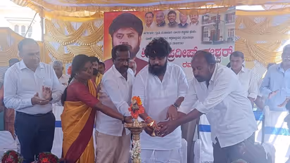 ರಾಜಕಾರಣಕ್ಕಾಗಿ ಬಟ್ಟೆ ಹರಿದುಕೊಳ್ಳದಿರಿ: ಶಾಸಕ ಪ್ರದೀಪ್ ಈಶ್ವರ್