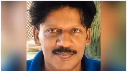 ദൂരദ‍ര്‍ശനിലെ തത്സമയ പരിപാടിക്കിടെ കാർഷിക സർവ്വകലാശാല പ്ലാനിങ് ഡയറക്ട‍ര്‍ കുഴഞ്ഞുവീണുമരിച്ചു 