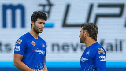 నేను అలా ఆడ‌టానికి ధోనియే కార‌ణం.. శివ‌మ్ దుబే 