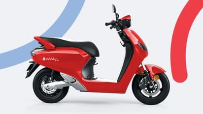  2024లో బెస్ట్ ఎలక్ట్రిక్ బైక్స్, స్కూటర్లు  ఇవే.. ధర కూడా చాలా తక్కువ..!