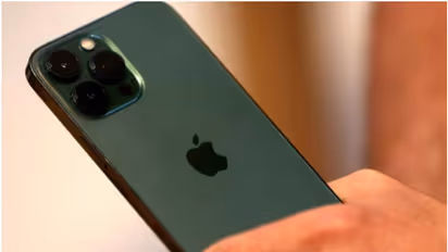 iPhone SE 4 to feature dynamic Island and vertical rear camera setup?