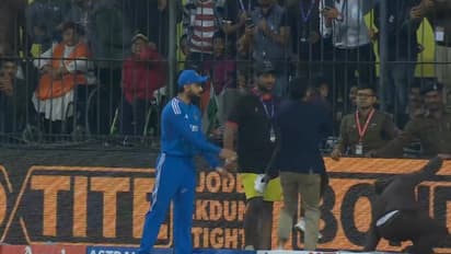 Virat Kohli: భద్రతను ఉల్లంఘించి గ్రౌండ్లోకి దూకి కోహ్లీని హగ్ చేసుకున్నాడు.. ఆ యువకుడి పరిస్థితి ఏమిటీ?