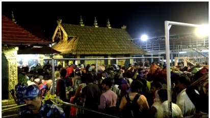 താൽപര്യമുള്ളവര് അപേക്ഷിക്കാം; ശബരിമല തീര്ത്ഥാടന കാലത്ത് സന്നദ്ധ സേവനത്തിന് ആരോഗ്യ പ്രവര്ത്തകര്ക്ക് അവസരം