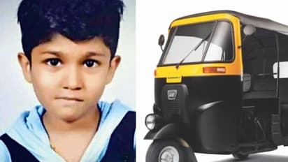 അമ്മക്കൊപ്പം ഓട്ടോയിൽ പോകവേ 7 വയസുകാരൻ തല പുറത്തേക്കിട്ടു, ഇലക്ട്രിക് പോസ്റ്റിലിടിച്ച് ദാരുണാന്ത്യം