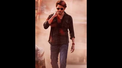 Mahesh Babu : ఫ్యాన్స్ కాలర్ ఎగరేసే టైం.. కలెక్షన్లలో మహేశ్ బాబు సరికొత్త రికార్డు.. టాలీవుడ్ లో ఫస్ట్ హీరో!