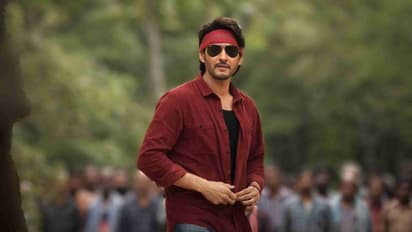 'గుంటూరు కారం'పై బుక్ మై షో కుట్ర.. నిజంగా అంత దారుణం చేశారా ? లేక నెగిటివ్ పబ్లిసిటీ ?