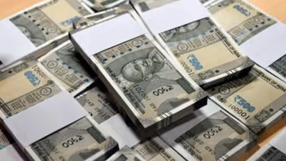 സർക്കാറിനെതിരെ വോട്ട് ചെയ്യാൻ 10 കോടി രൂപയും മന്ത്രി സ്ഥാനവും; ഓഫർ തുറന്ന് പറഞ്ഞ് എംഎൽഎ, പിന്നാലെ കേസ് 