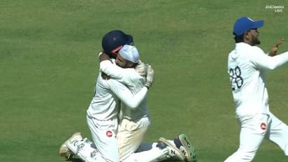 Ranji Trophy: ಗುಜರಾತ್ ಮೇಲೆ ಕರ್ನಾಟಕ್ಕೆ ಇದೆಂಥ ಸೋಲು; ಕೈಯಲ್ಲಿದ್ದ ಪಂದ್ಯ ಕೈಚೆಲ್ಲಿದ ರಾಜ್ಯ ತಂಡ..!