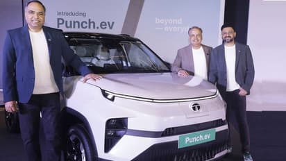 ಅತೀ ಕಡಿಮೆ ಬೆಲೆಯಲ್ಲಿ ಟಾಟಾ ಪಂಚ್ ಎಲೆಕ್ಟ್ರಿಕ್ SUV ಕಾರು ಬಿಡುಗಡೆ, 421 ಕಿ.ಮೀ ಮೈಲೇಜ್