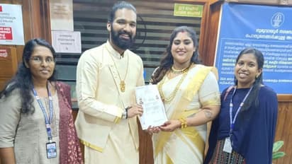 സുരേഷ് ഗോപിയുടെ മകളുടെ വിവാഹ സര്ട്ടിഫിക്കറ്റ് അപേക്ഷ, തീരുമാനം 30 മിനുട്ടിൽ, കെ സ്മാര്ട്ടെന്ന് മന്ത്രി