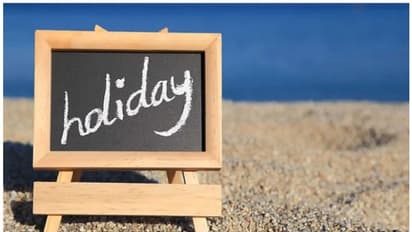 നെഹ്റു ട്രോഫി വള്ളംകളി; 28ന് ആലപ്പുഴ ജില്ലയിൽ പൊതു അവധി പ്രഖ്യാപിച്ച് ജില്ലാ കളക്ടർ