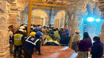 Ayodhya Ram Mandir : అయోధ్యలో ముగిసిన కీలక ఘట్టం.. గర్భగుడిలో రామ్ లల్లా విగ్రహ ప్రతిష్ట