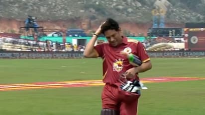 ബാല്യകാലം തിരിച്ചുകിട്ടി 90സ് കിഡ്സ്; 50-ാം വയസിലും അടിച്ചുതകര്ത്ത് സച്ചിന് ടെന്ഡുല്ക്കര്, ടീമിന് ജയം