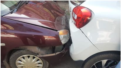 അമിത വേ​ഗത്തിലെത്തിയ കാർ ഓട്ടോക്ക് പിന്നിലിടിച്ചു, പിന്നാലെ കൂട്ടയിടി, ആറോളം വാഹനങ്ങൾക്ക് കേടുപാട് 