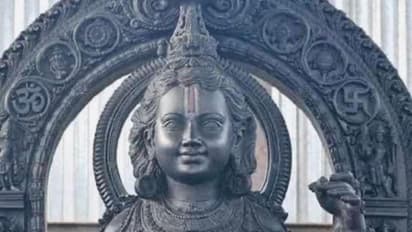 Lord Ram: బాలరాముడి ముఖం రివీల్ చేశారుగా.. అయోధ్య రాముడి ఫుల్ సైజ్ ఫస్ట్ పిక్ ఇదే