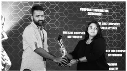 'ഇലവീഴാപ്പൂഞ്ചിറ'യിലെ ദൃശ്യ മികവ് മനേഷ് മാധവന് ഛായാഗ്രാഹക പുരസ്‌കാരം