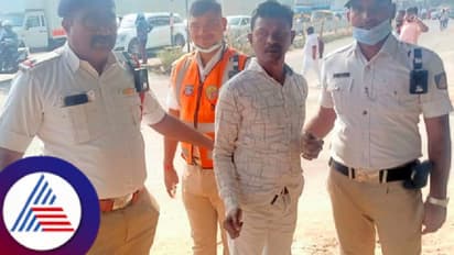ಬೆಂಗಳೂರು: ಮೊಬೈಲ್ ಕಳ್ಳನನ್ನು ಬೆನ್ನಟಿ ಹಿಡಿದ ಟ್ರಾಫಿಕ್ ಪೊಲೀಸರು!