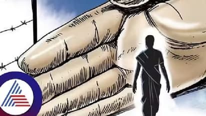 ಬಳ್ಳಾರಿಯಲ್ಲಿ ಅಸ್ಪೃಶ್ಯತೆ ಇನ್ನೂ ಜೀವಂತ! ದಲಿತರಿಗೆ ಹೋಟೆಲ್ ಪ್ರವೇಶ ನೀಡದೇ ಅವಮಾನಿಸಿದ ಮಾಲೀಕ!