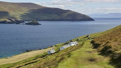 ಸುಂದರ ದ್ವೀಪದಲ್ಲಿ ಕೆಲಸಕ್ಕೆ ಆಹ್ವಾನ… ಊಟ, ತಿಂಡಿ, ವಸತಿ ಎಲ್ಲವೂ ಉಚಿತ ಆದ್ರೆ ...!?