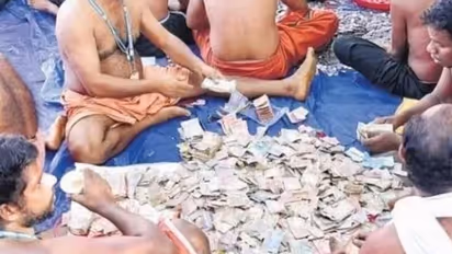 കാണിക്ക എണ്ണിക്കഴിഞ്ഞില്ല, എന്നിട്ടും ശബരിമലയിൽ വൻ വരുമാനം; ഭക്തരുടെ എണ്ണത്തിൽ ലക്ഷങ്ങളുടെ വര്ധന!