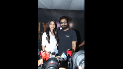 భార్య అల్లు స్నేహారెడ్డి కోసం బన్నీ.. సక్సెస్‌ఫుల్‌గా ఫైర్ ఫ్లై కార్నివాల్.. 