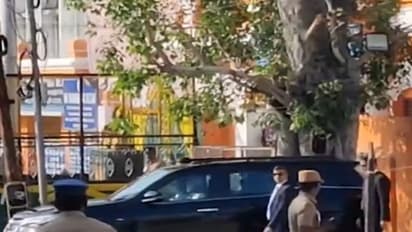 தனுஷ்கோடி புறப்பட்ட பிரதமர் மோடி: கோதண்ட ராமர் கோயிலில் தரிசனம்!