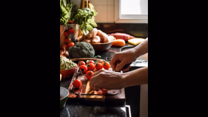 రాత్రిపూట ఏయే కూరగాయలు తినొద్దో తెలుసా?