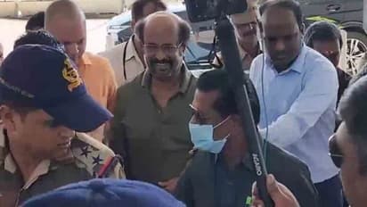 అయోధ్య బయలుదేరిని మాజీ మామా అల్లుడు, రజినీకాంత్, ధనుష్ ఎయిర్ పోర్ట్ వీడియోలు వైరల్