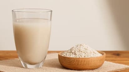 തലമുടി കൊഴിച്ചില്‍ മാറ്റാനും മുടി വളരാനും കഞ്ഞിവെള്ളം; ഉപയോഗിക്കേണ്ടത് ഇങ്ങനെ 