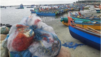 ശക്തമായ കാറ്റിനും മോശം കാലാവസ്ഥക്കും സാധ്യത; മീൻ പിടിക്കാൻ പോകരുത്, മത്സ്യത്തൊഴിലാളികൾക്ക് ജാഗ്രത നിര്‍ദ്ദേശം