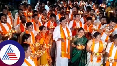 ಅಯೋಧ್ಯೆಯಲ್ಲಿ ಬಾಲರಾಮನ ಪ್ರಾಣಪ್ರತಿಷ್ಠೆ; ಅಂಜನಾದ್ರಿಯಲ್ಲಿ ಮೆಟ್ಟಿಲು ದೀಪೋತ್ಸವಕ್ಕೆ ರೆಡ್ಡಿ ದಂಪತಿ ಚಾಲನೆ