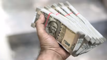 தேர்தலில் வங்கிகளுக்கு முக்கியமான ரோல்! தினமும் தேர்தல் ஆணையத்துக்கு ரிப்போர்ட்!