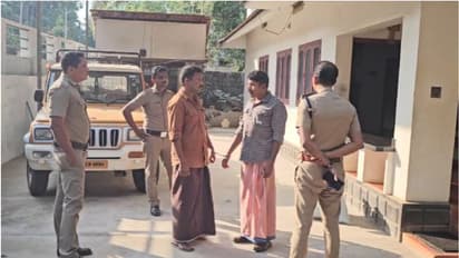 പകൽ ബൈക്കിൽ കറങ്ങി നടന്ന് അടയ്ക്ക നോക്കിവെക്കും; രാത്രി കാറിലെത്തി മോഷ്ടിക്കും, പ്രതികൾ പിടിയിൽ