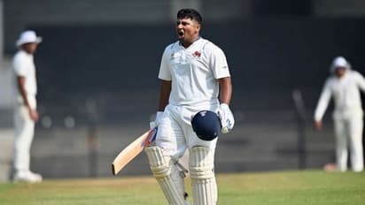 അവന് വിരമിച്ച് മറ്റേതെങ്കിലും രാജ്യത്തിനായി കളിക്കുന്നതാണ് നല്ലത്, സര്ഫറാസിനെ വീണ്ടും തഴഞ്ഞതിനെതിരെ ആരാധകര്