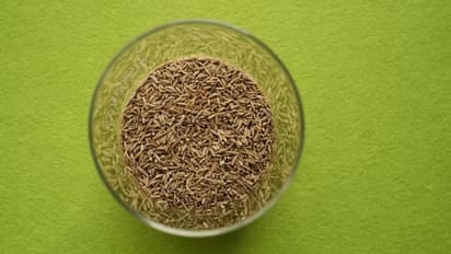 ഭക്ഷണത്തിന് ശേഷം ജീരക വെള്ളം കുടിക്കൂ; അറിയാം ഈ ഗുണങ്ങള്‍...